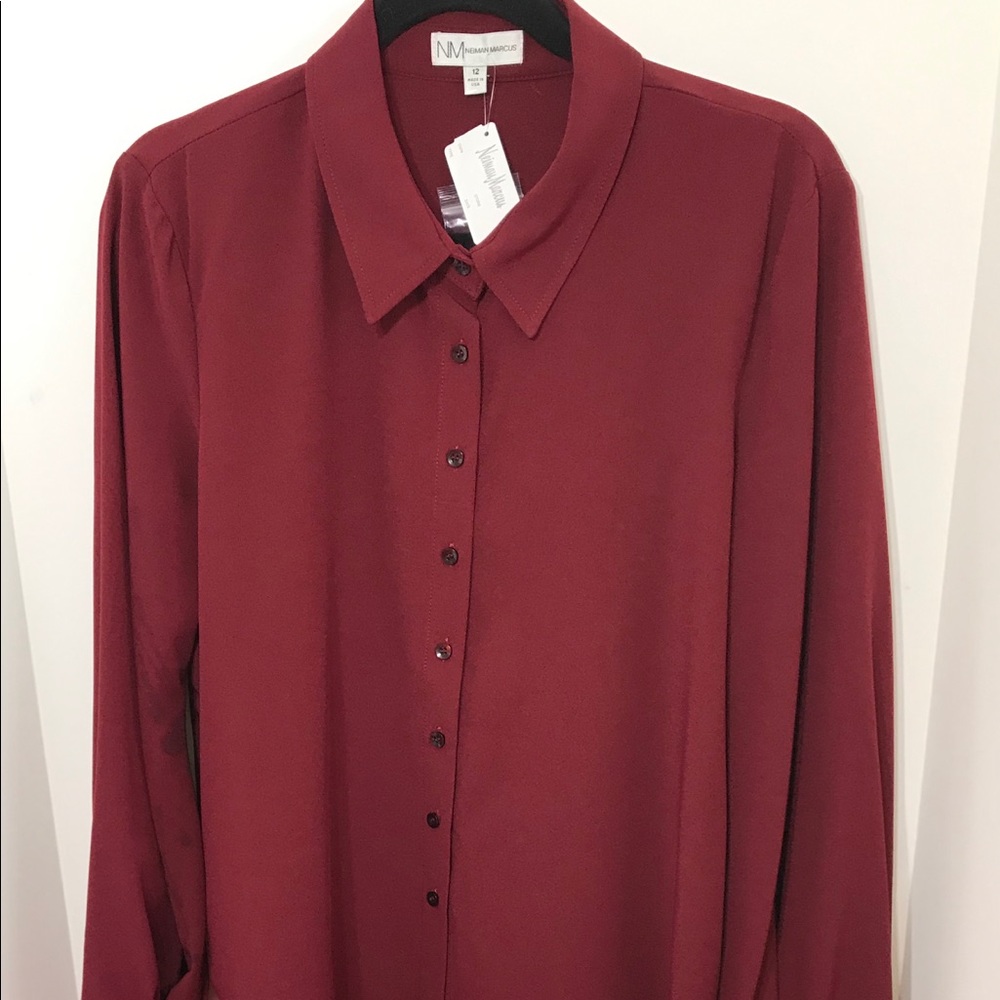 Neiman Marcus long-sleeve crepe blouse Size 12